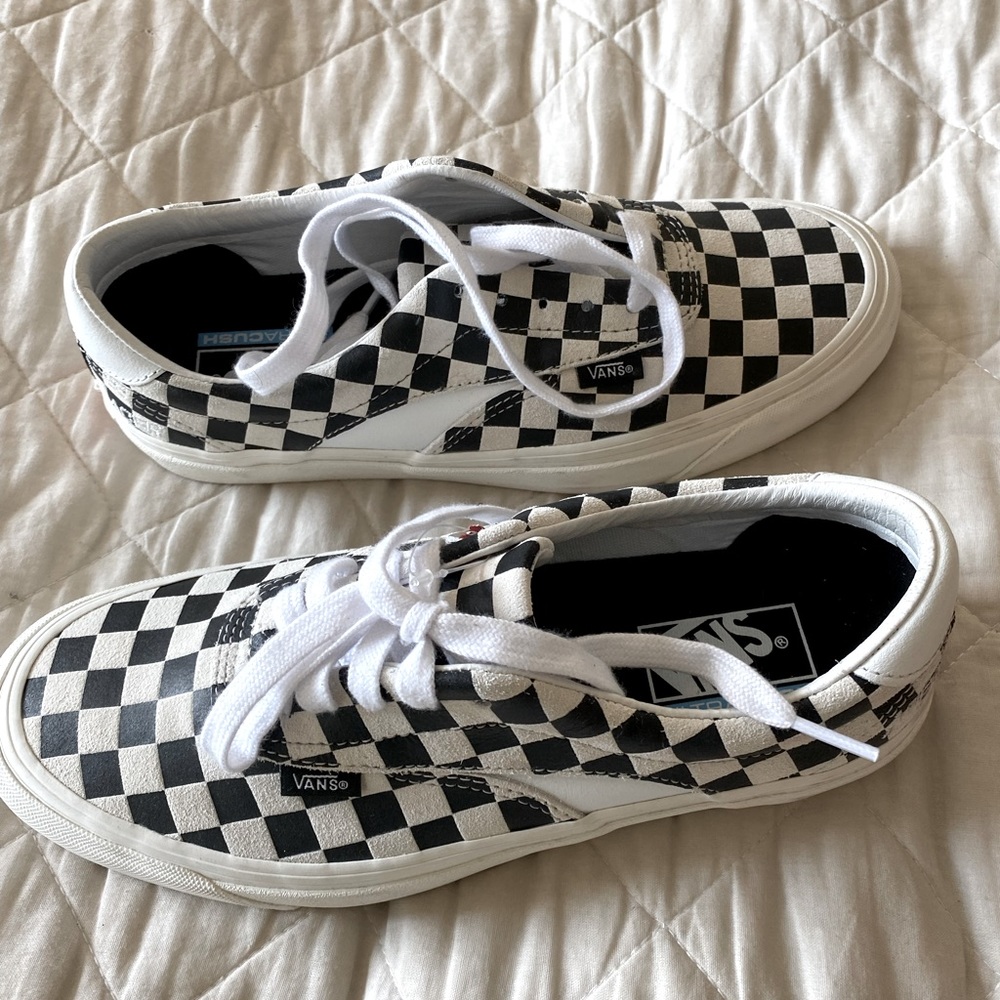 NWT checkered lace up Vans